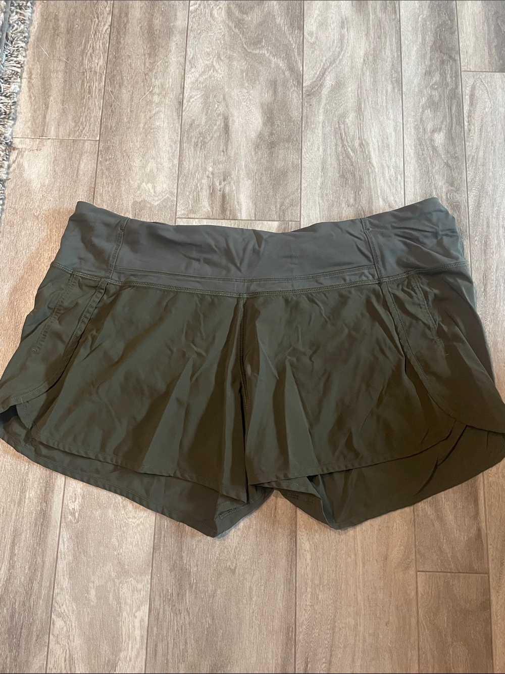 Lululemon Shorts Olive Green 12